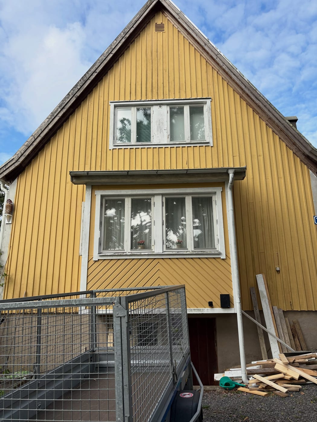 Före Fasadmålning villa